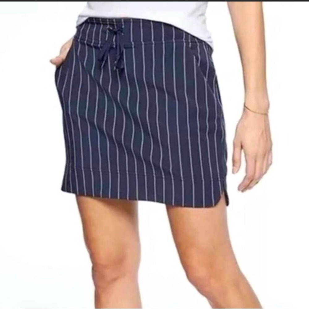 ✨ Athleta Skort NWT Size 4 ✨